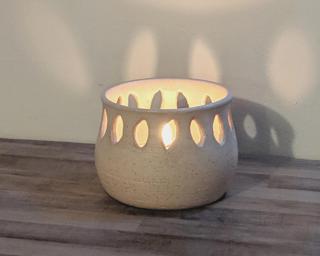 A lovely little summer candle holder for your table.