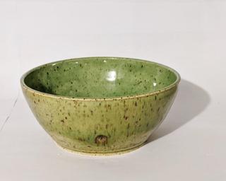 A stunning serving bowl for your table.
