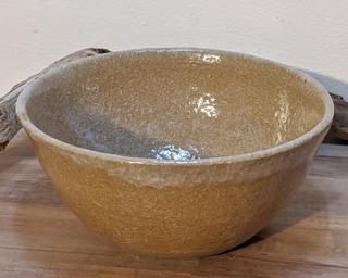A stunning little bowl for your table.