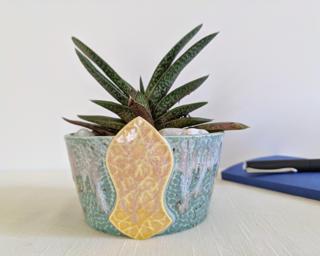 A nice summer planter for your table.