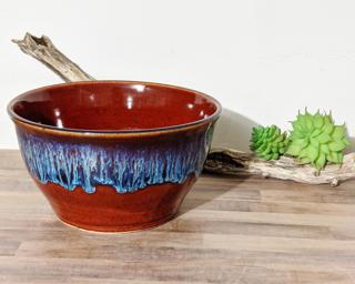 A stunning bowl for your table.