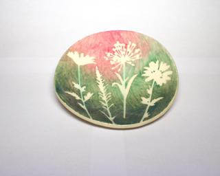 A lovely little dish for your dresser.