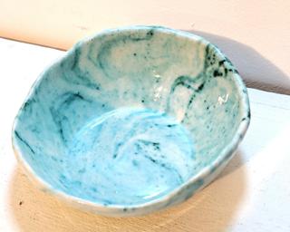 A bright little summer bowl for your table.